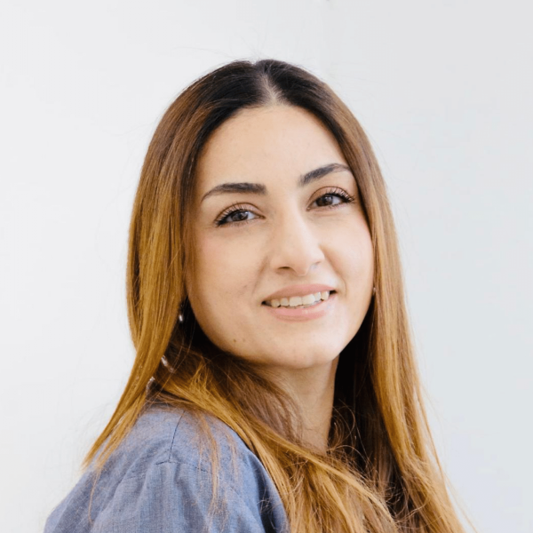 Hammaslääkäri Mirna El Masri.